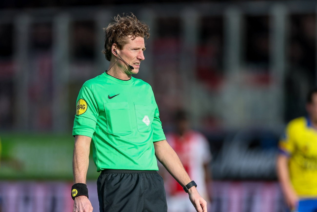 Martin van den Kerkhof fluit SC Cambuur – ADO Den Haag