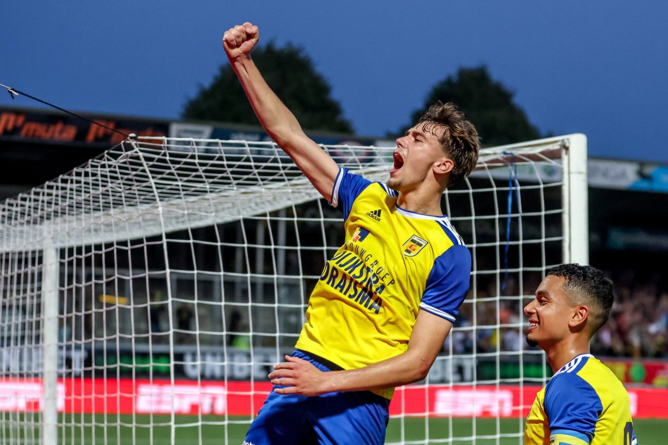 Afscheid Milan Smit voorafgaand aan duel met FC Eindhoven