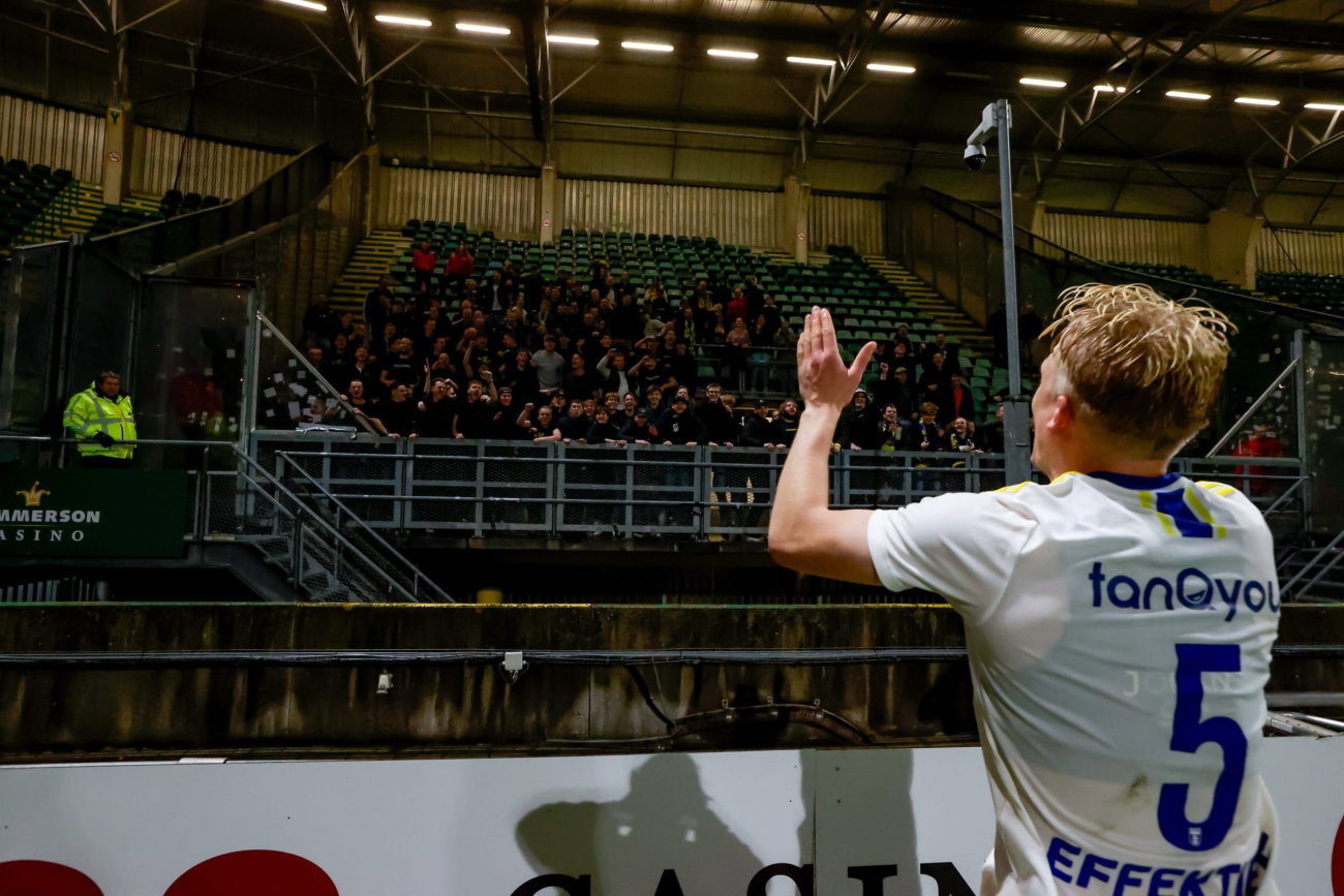 Kaartverkoop uitduel met Jong AZ in volle gang