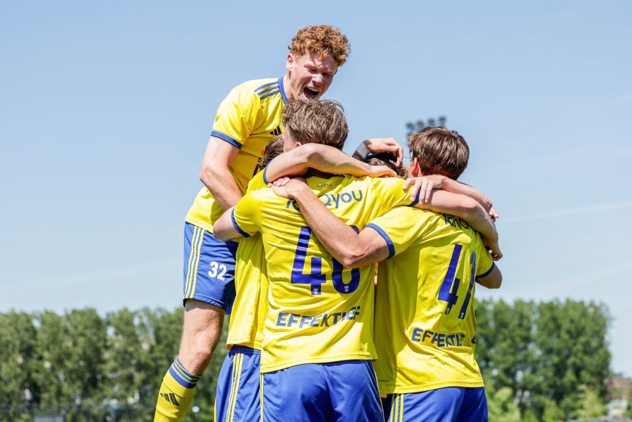 SC Cambuur O21 kroont zich tot kampioen voorjaarscompetitie
