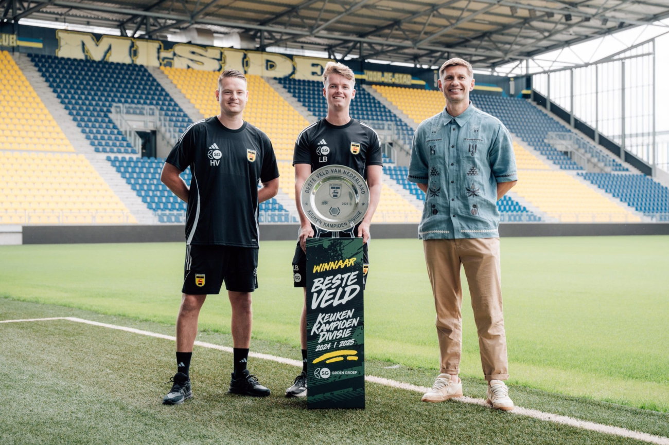 Schaal voor beste veld gearriveerd in Kooi Stadion