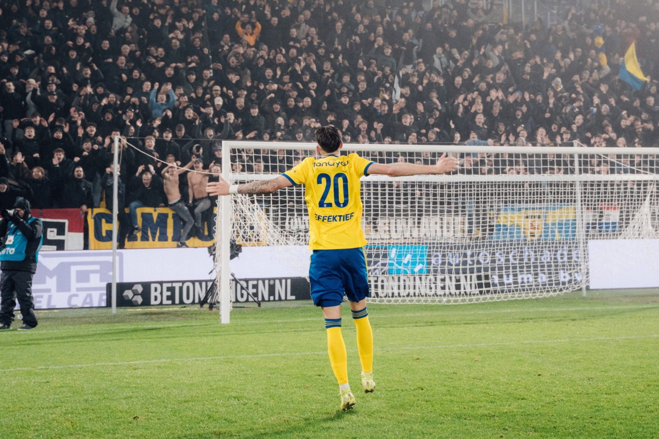 Bryant Nieling maakt overstap naar Modena FC