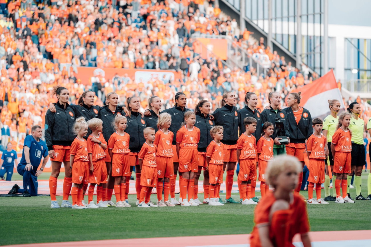 Bijzondere avond in het Kooi Stadion; eerste interland ooit