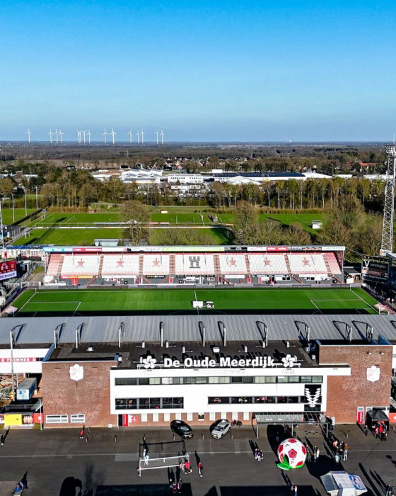 Luchtfoto van het oude Cambuur Stadion