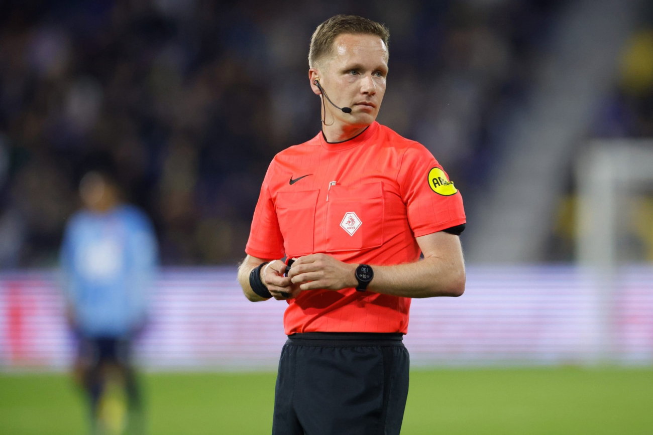 Ingmar Oostrom scheidsrechter bij TOP Oss – SC Cambuur