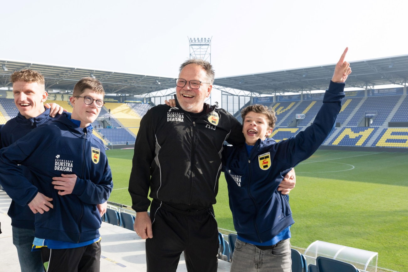 Voetbal Geeft: Vaisam (15) vindt zijn droombaan bij SC Cambuur