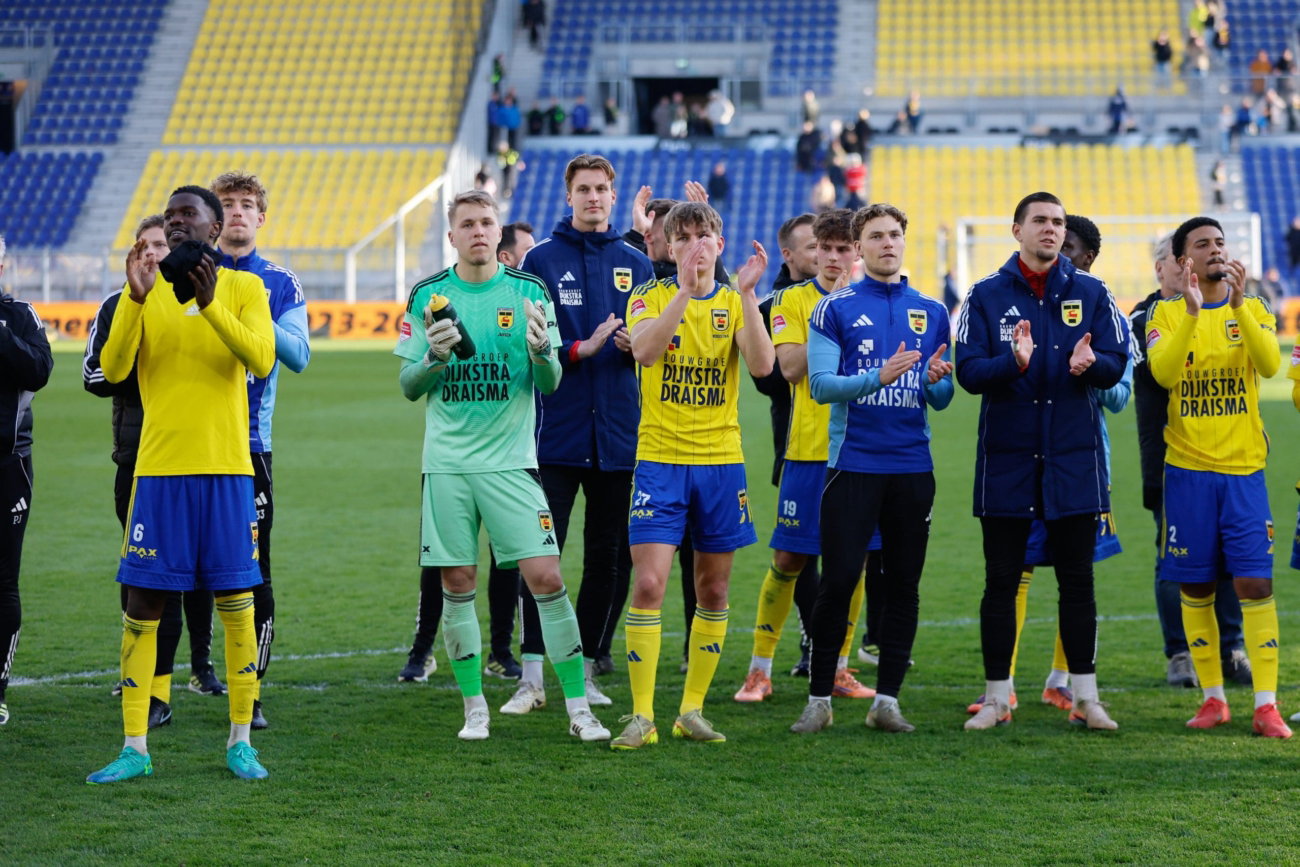 SC Cambuur en FC Dordrecht delen de punten in voorlaatste thuiswedstrijd van het seizoen