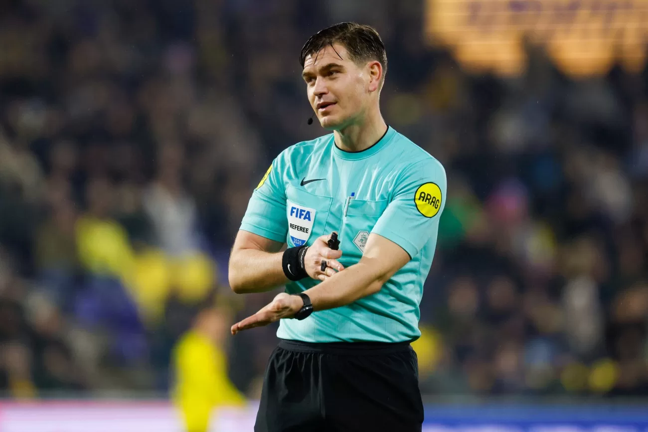 Joey Kooij scheidsrechter bij Telstar – SC Cambuur