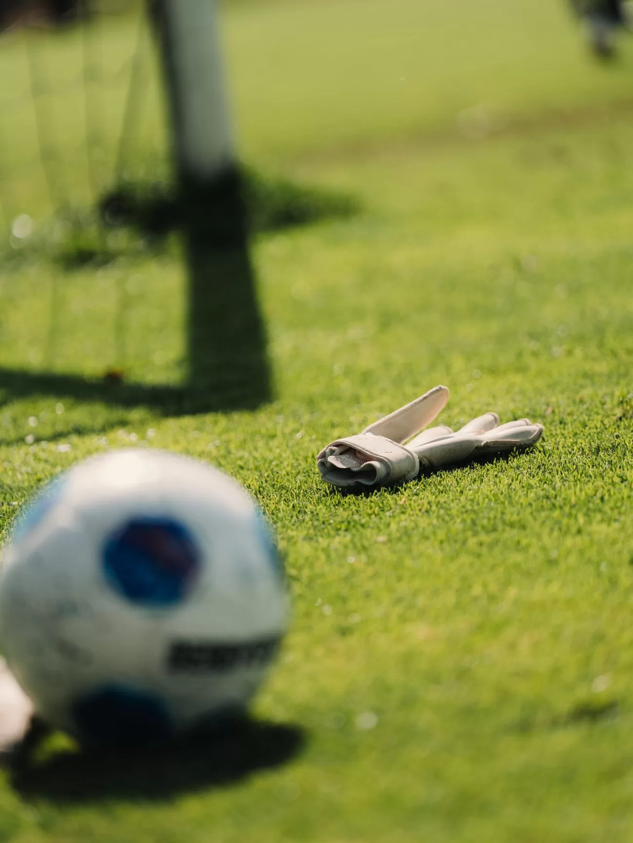 Luca Plogmann traint mee met SC Cambuur