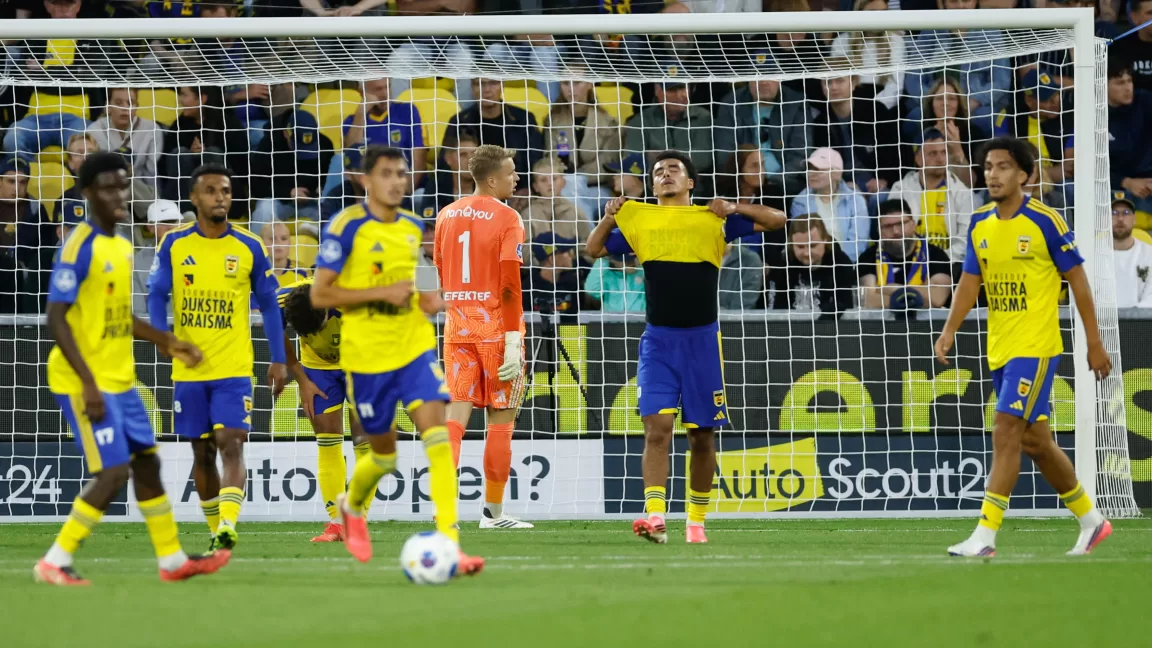 SAMENVATTING SC CAMBUUR - EXCELSIOR ROTTERDAM (0-4)