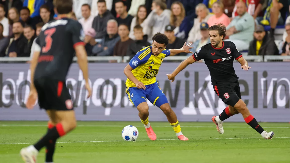 SAMENVATTING SC CAMBUUR - FC TWENTE (1-4)