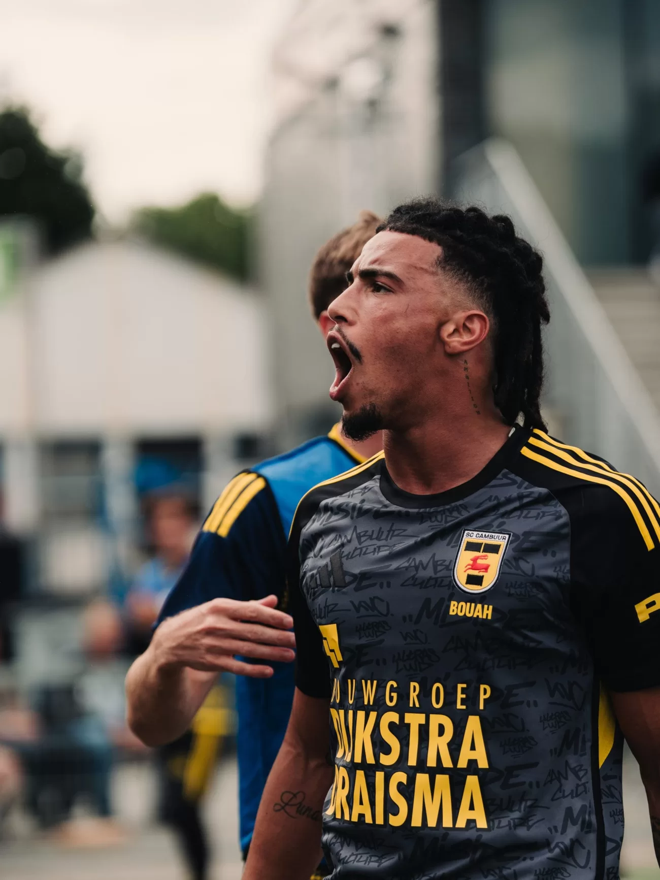 Uittenue weer verkrijgbaar in de Fanshop